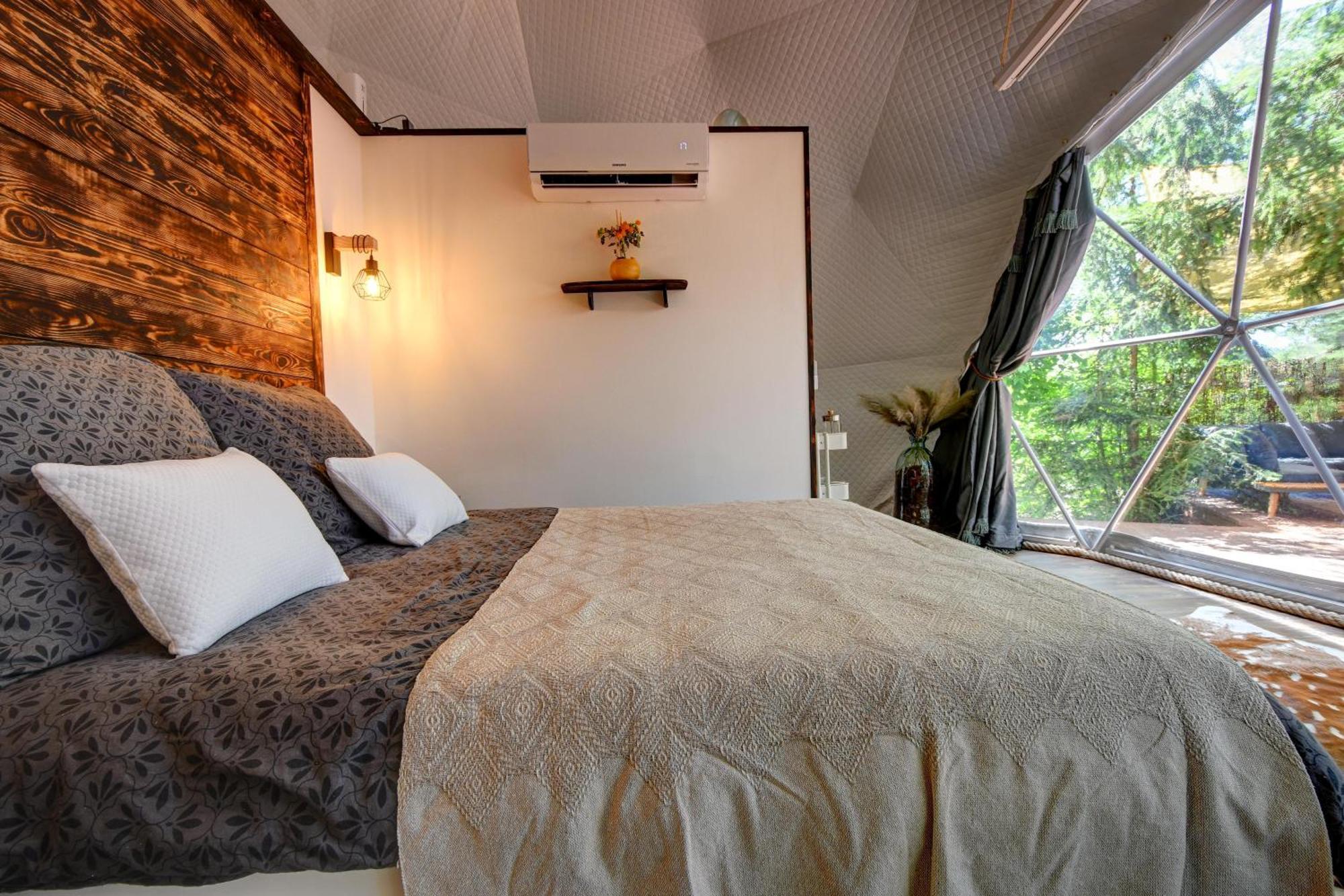 Tiche Misto Glamping Hotel Slapy  Exterior foto